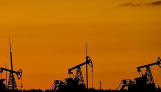 ABD petrol fiyatı tahminini yukarı yönlü revize etti